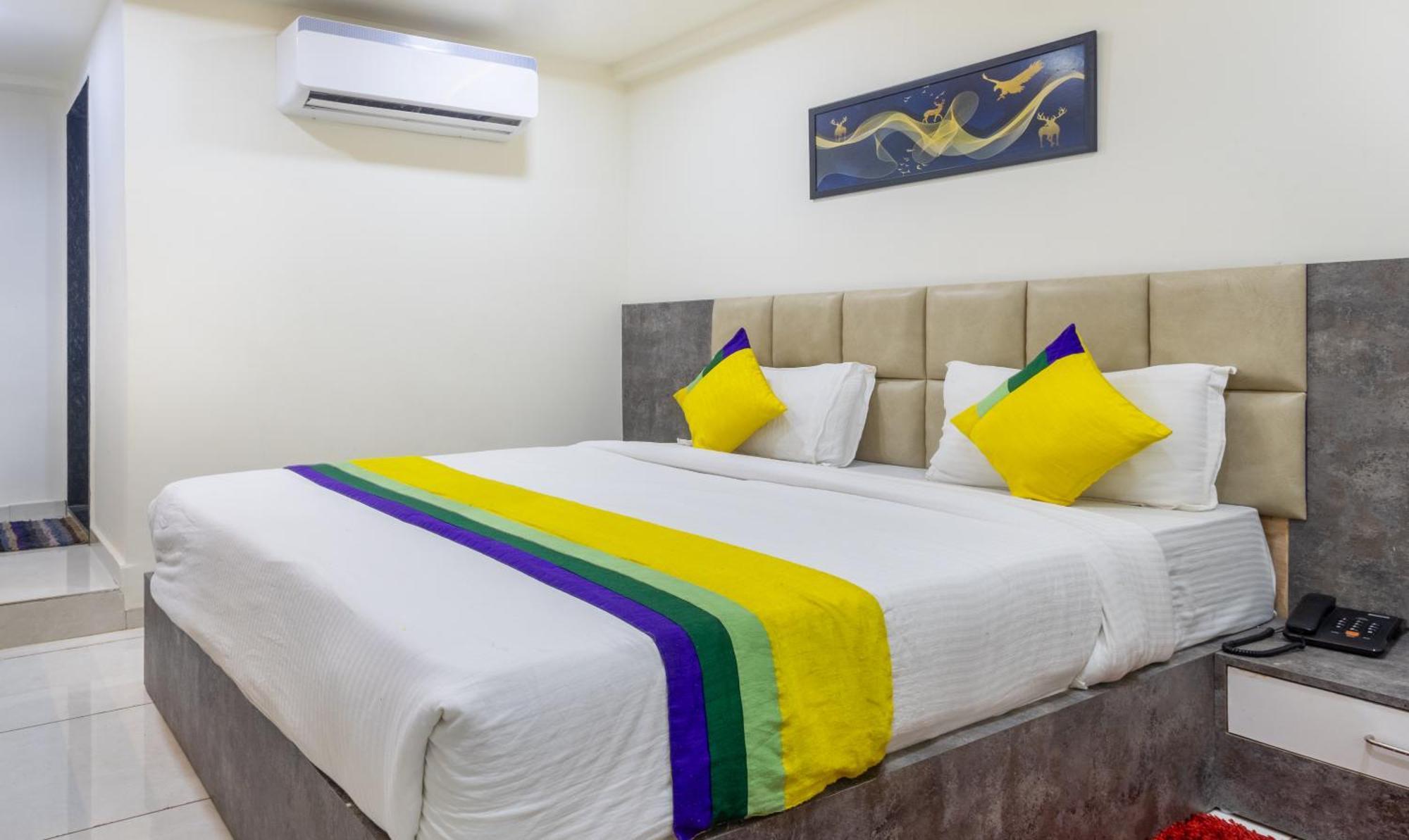 Itsy Hotels Signature, Nehru Nagar 아흐메다바드 외부 사진