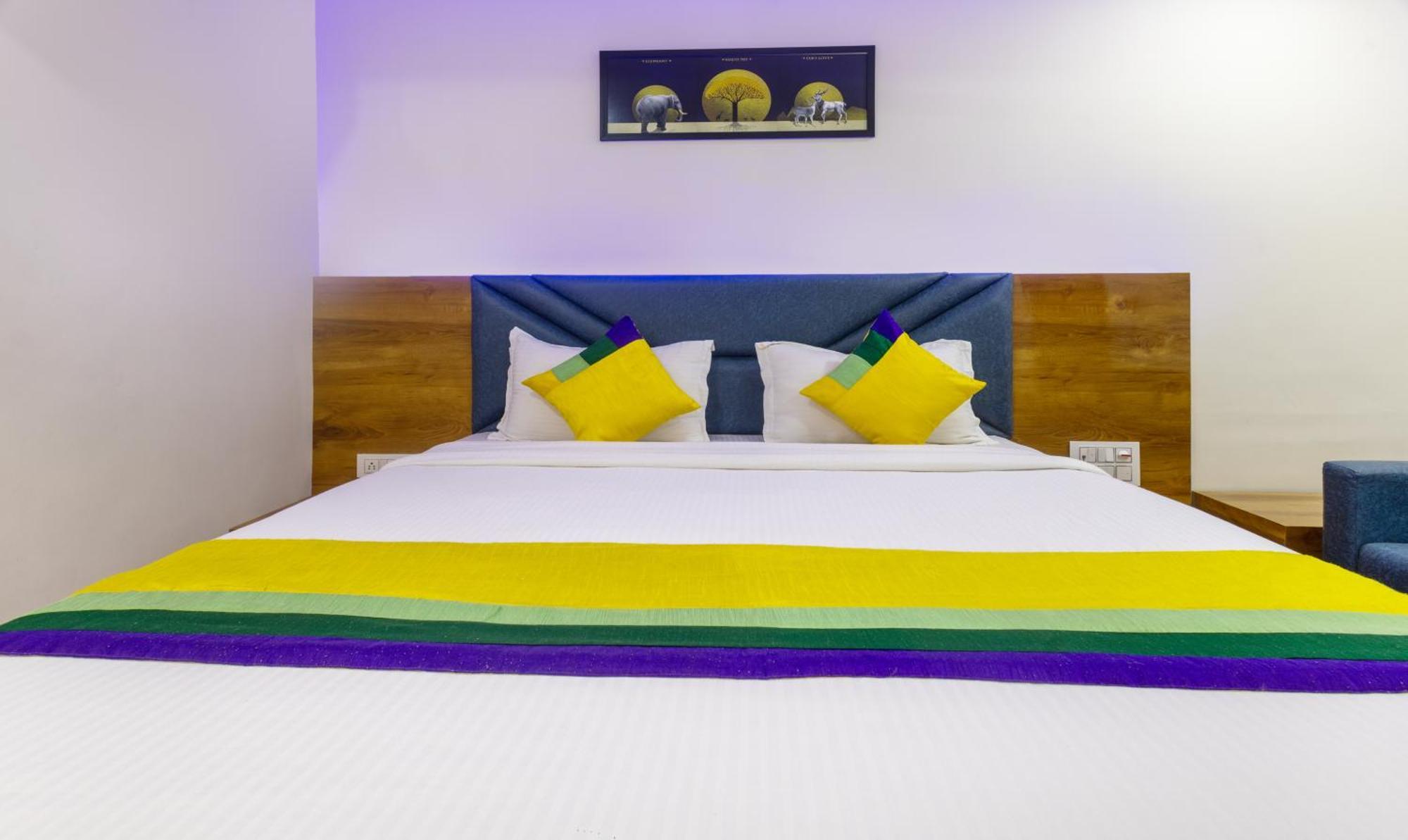Itsy Hotels Signature, Nehru Nagar 아흐메다바드 외부 사진