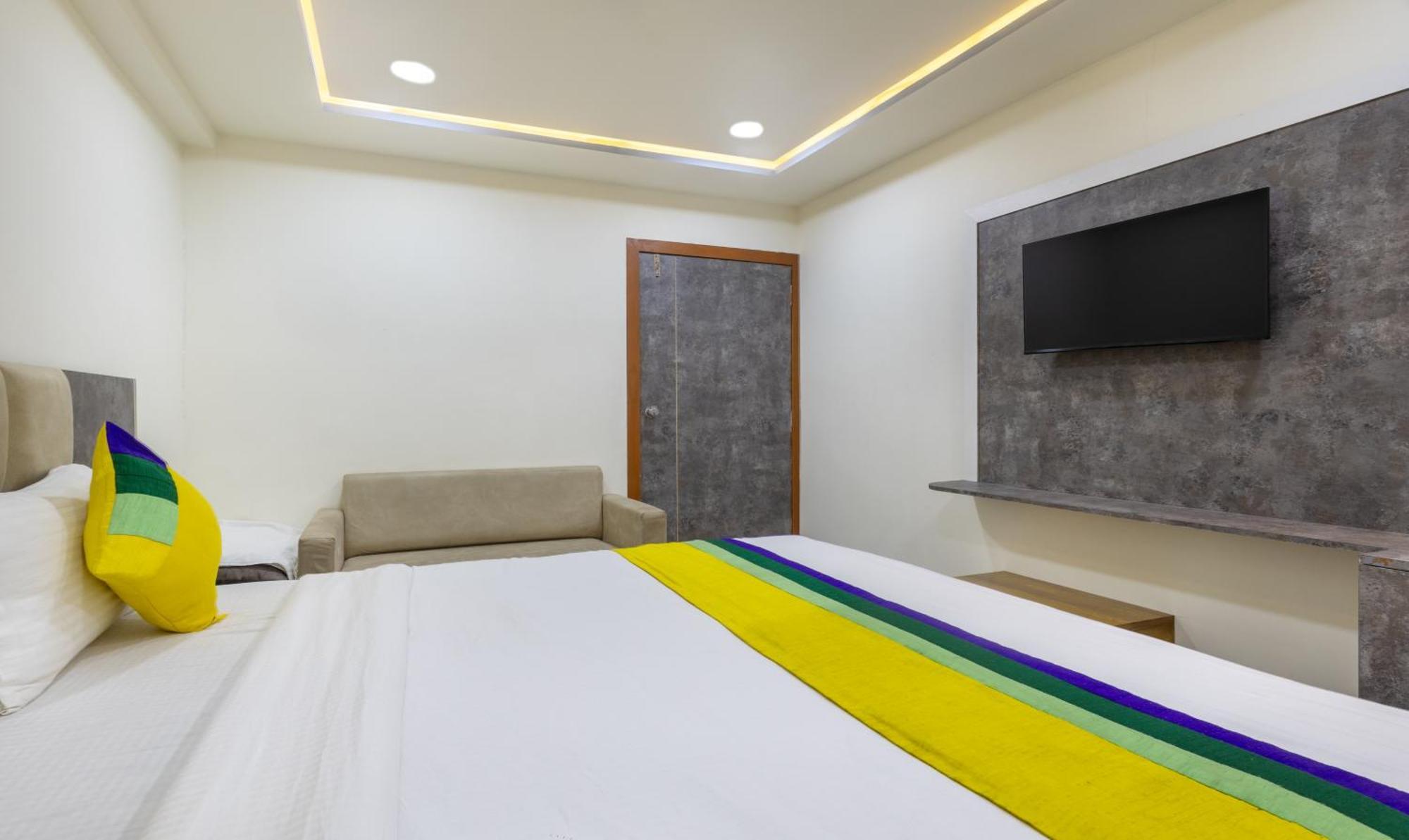 Itsy Hotels Signature, Nehru Nagar 아흐메다바드 외부 사진