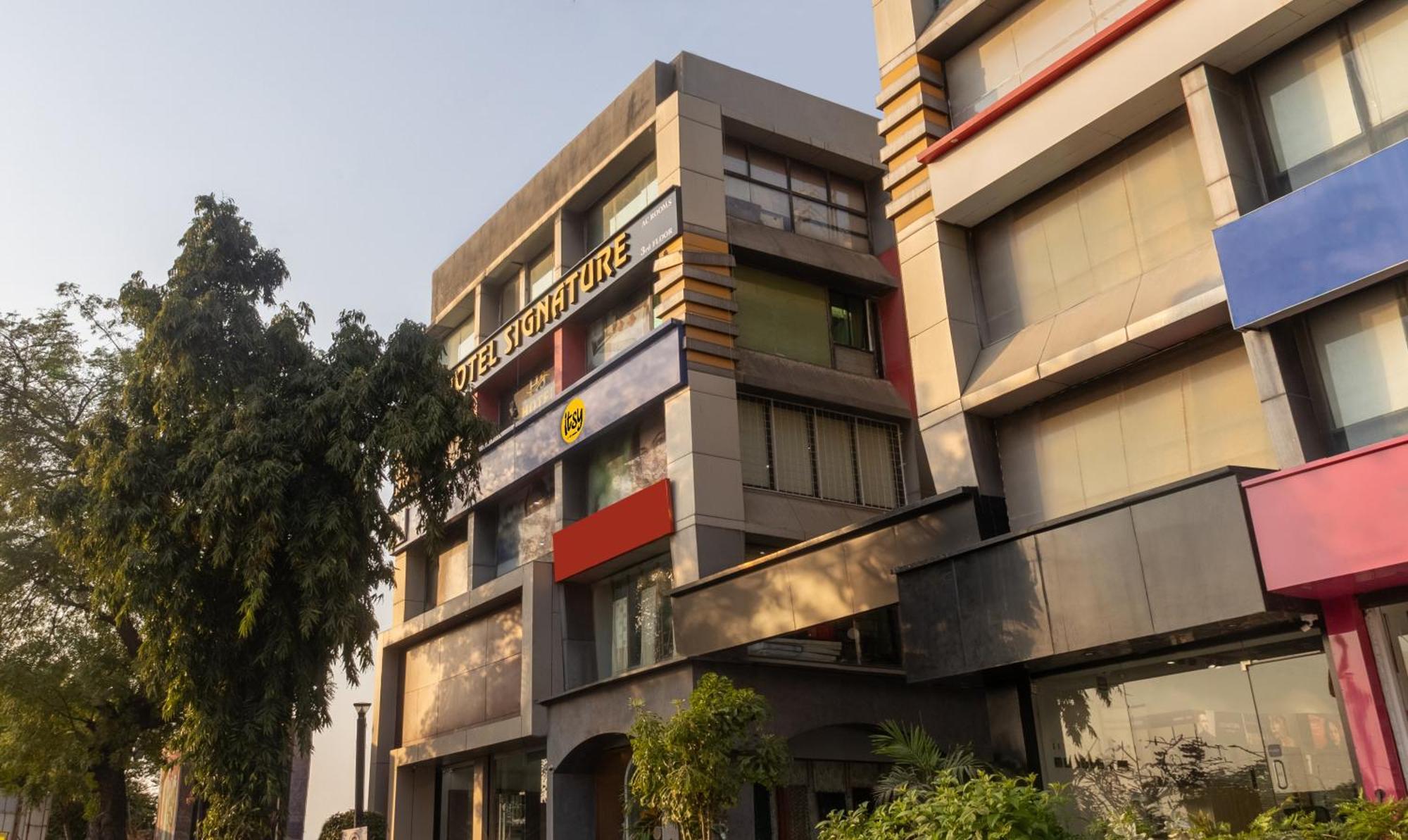 Itsy Hotels Signature, Nehru Nagar 아흐메다바드 외부 사진